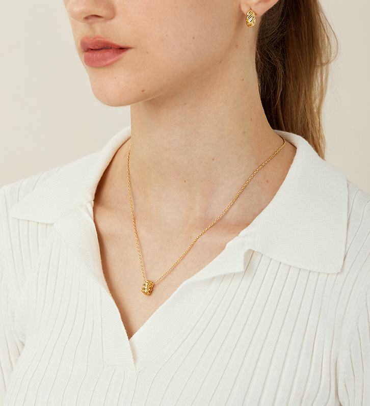 Hoop Pendant Necklace