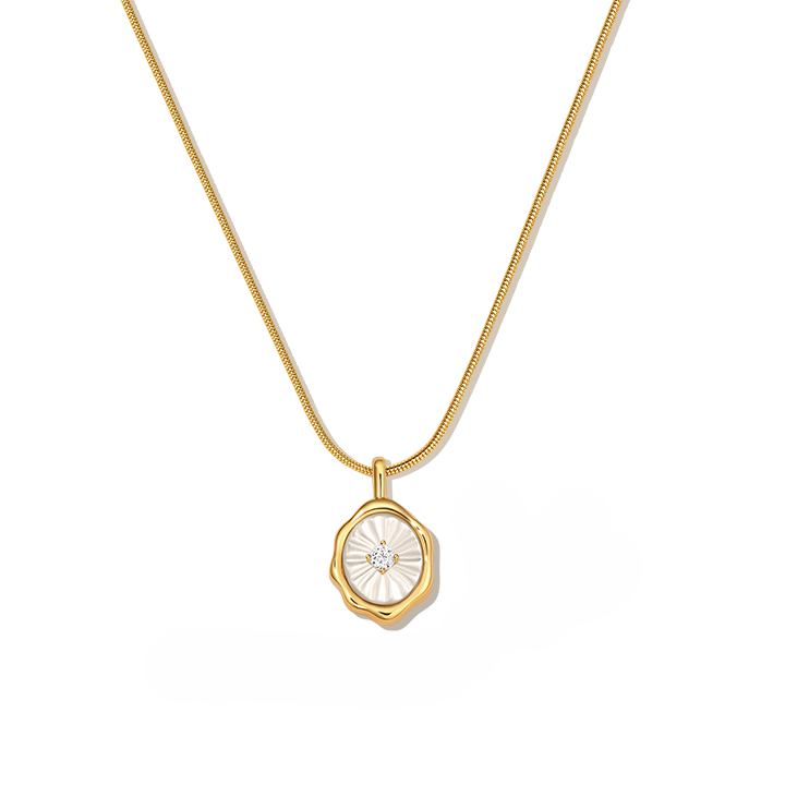Cyrielle Gold Oval Shell Carving Necklace